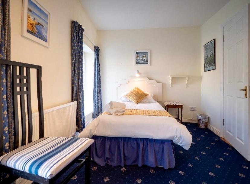 White Heather House Clifden Town Square Esterno foto